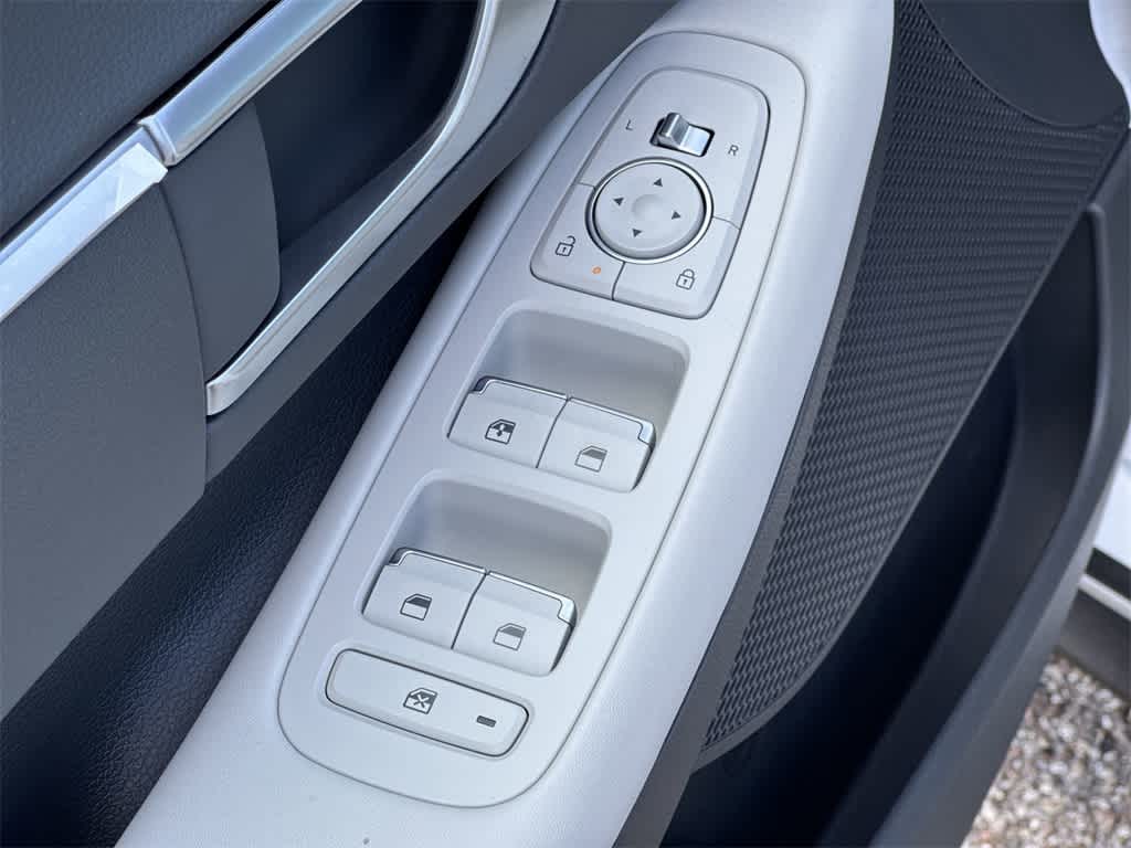 Thumbnail: 2025 Hyundai Sonata - 16