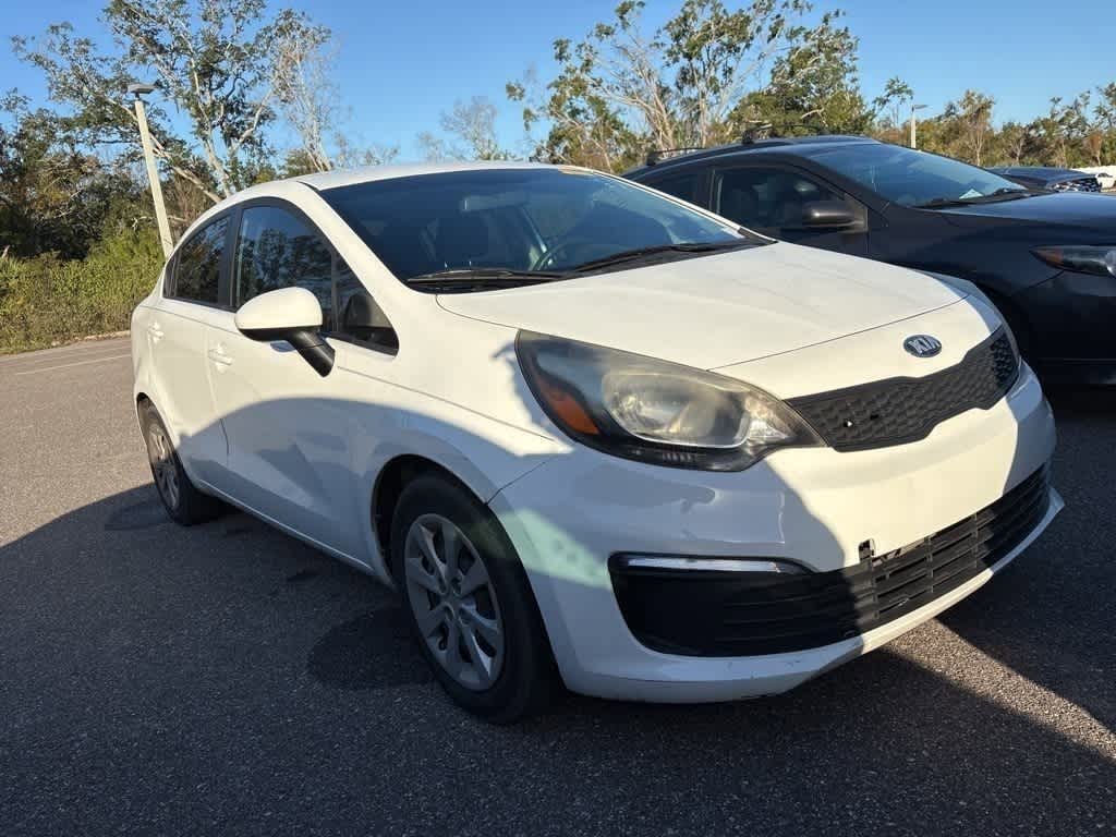 Thumbnail: 2016 Kia Rio - 4