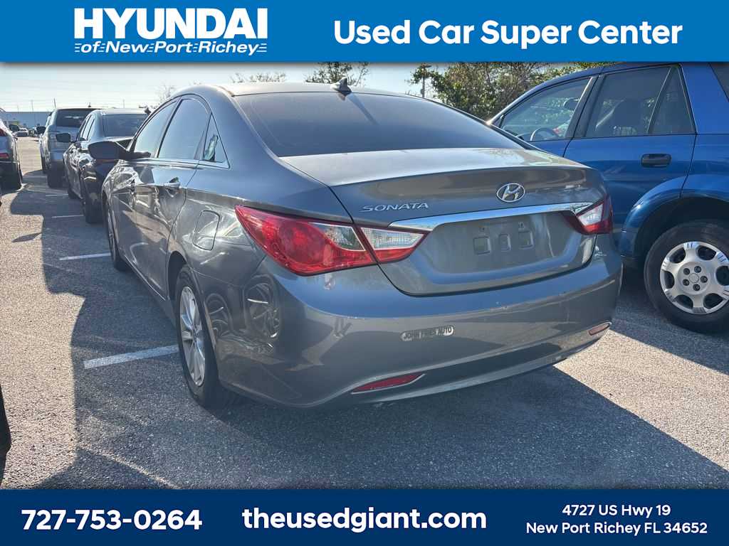 Thumbnail: 2013 Hyundai Sonata - 2