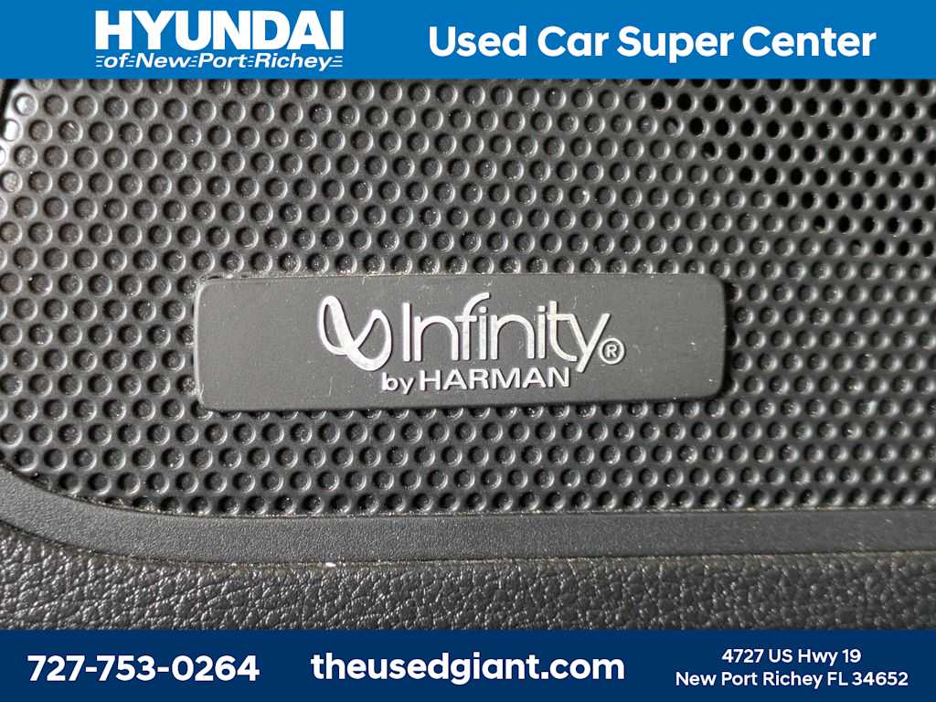 Thumbnail: 2019 Hyundai Santa Fe - 33