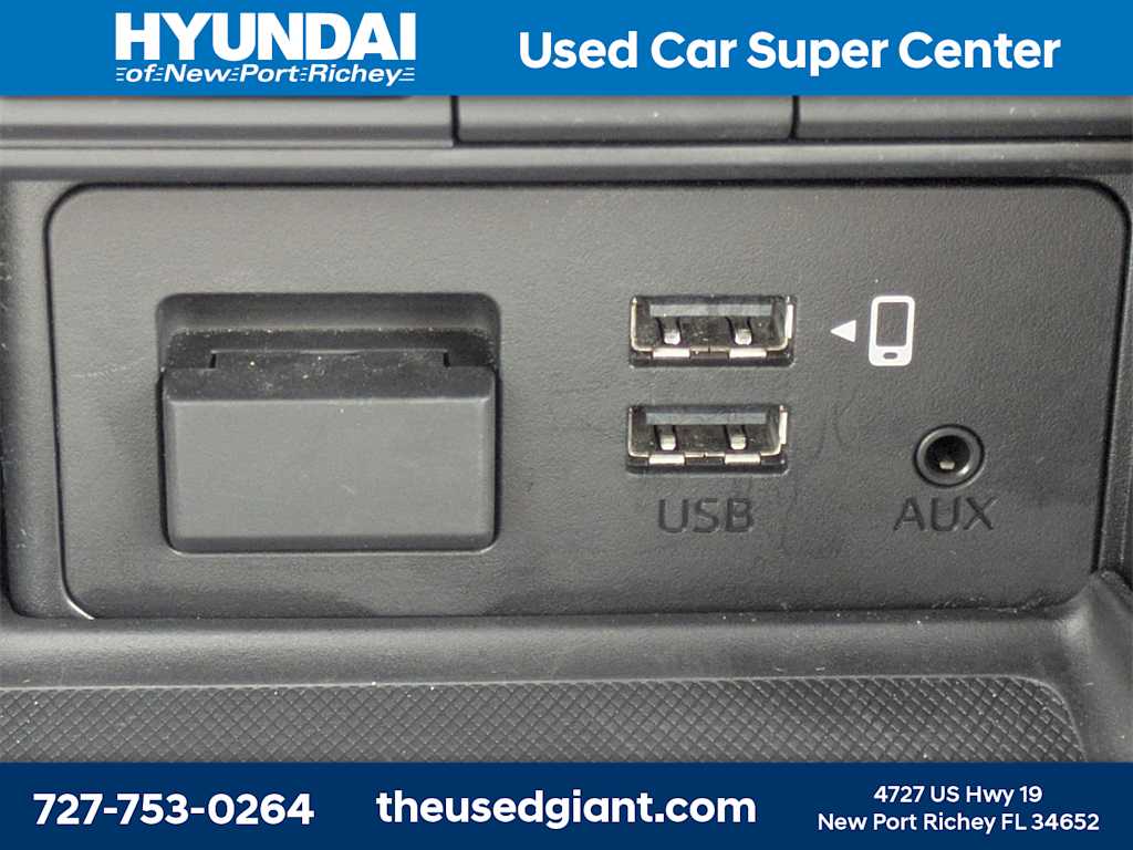 Thumbnail: 2022 Mazda MX-5 Miata - 25