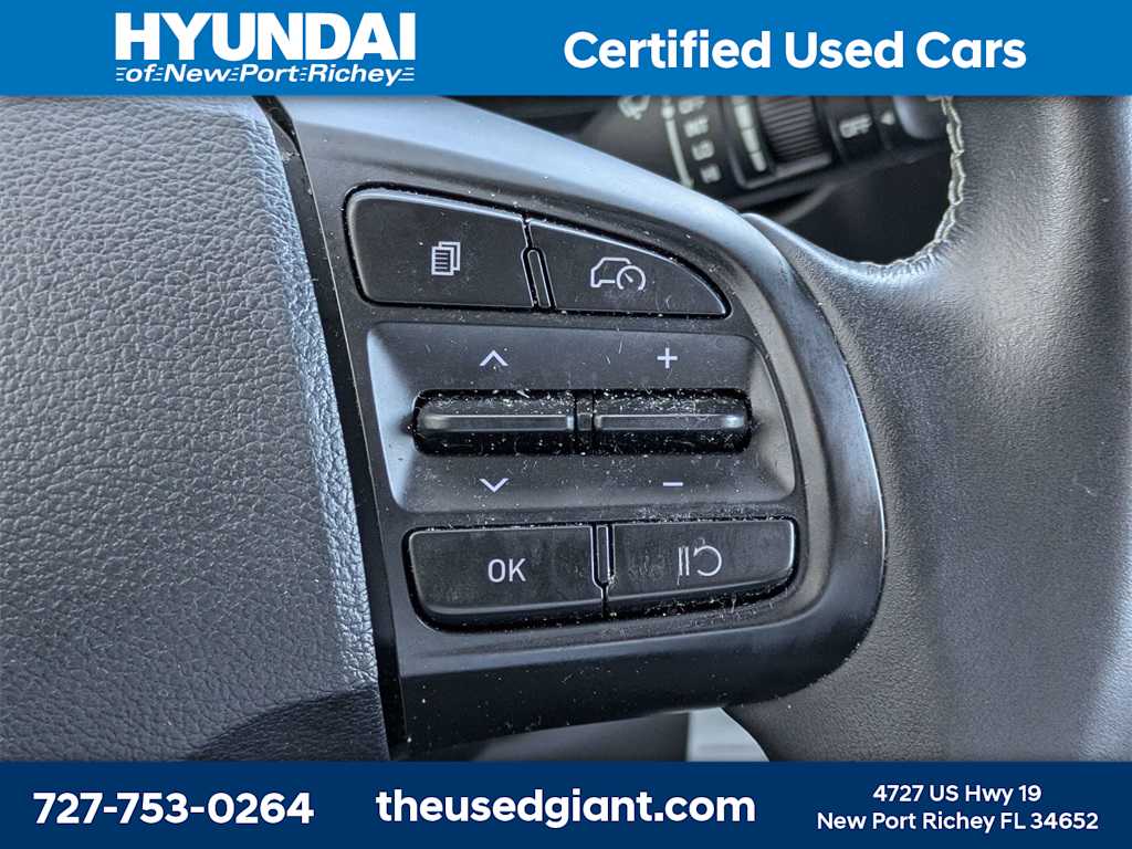 Thumbnail: 2023 Hyundai Venue - 26