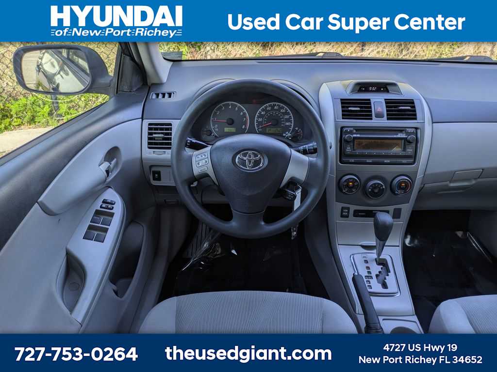 Thumbnail: 2012 Toyota Corolla - 16