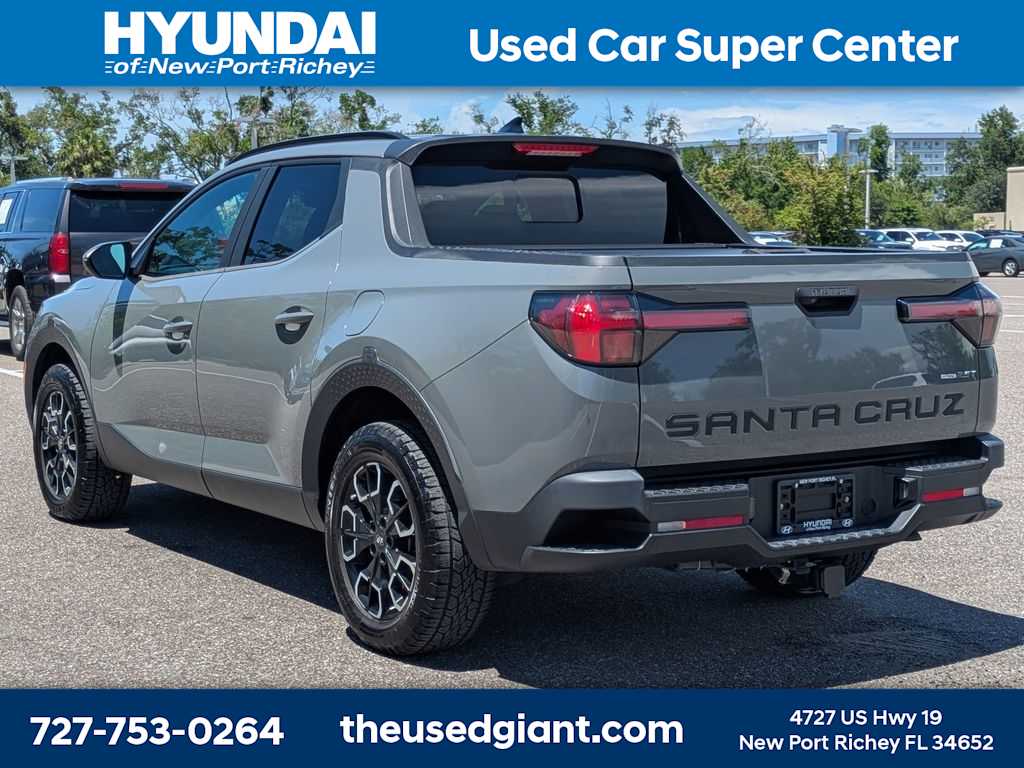 Thumbnail: 2022 Hyundai Santa Cruz - 3