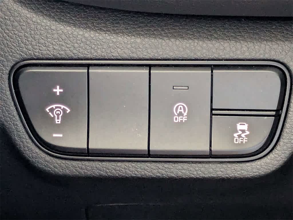 Thumbnail: 2024 Kia Seltos - 28