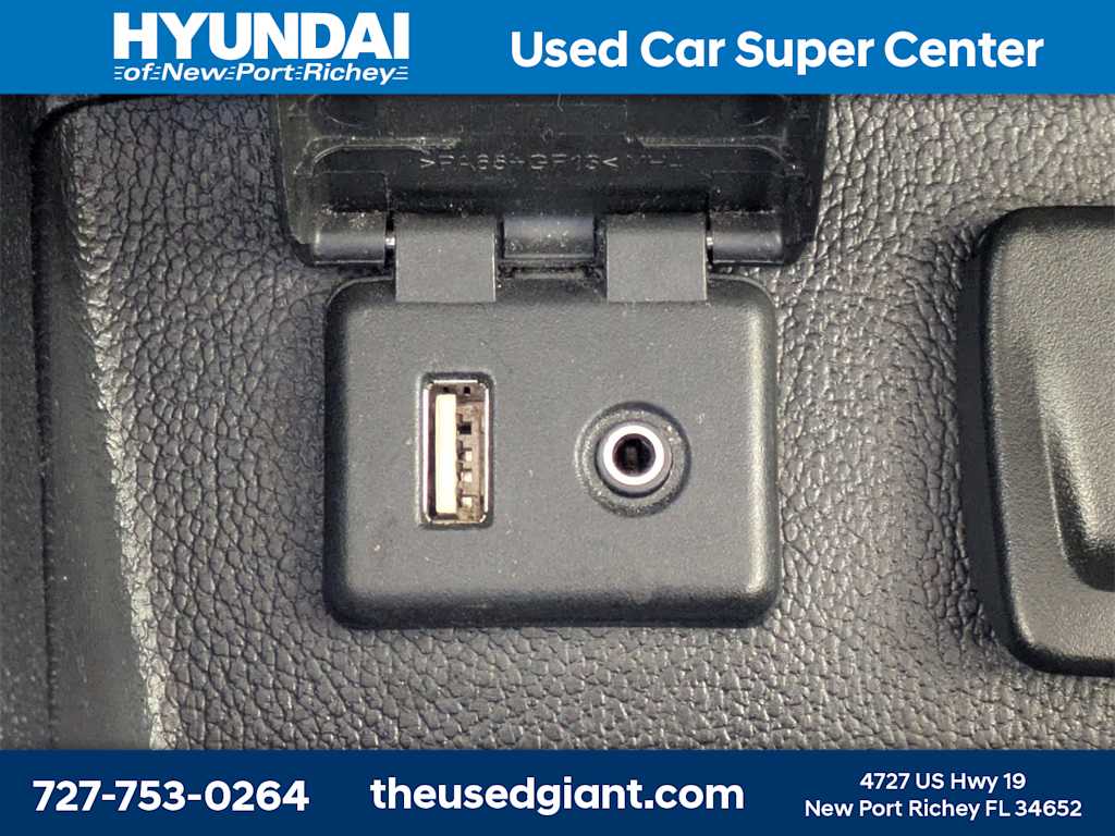 Thumbnail: 2018 Chevrolet Cruze - 24