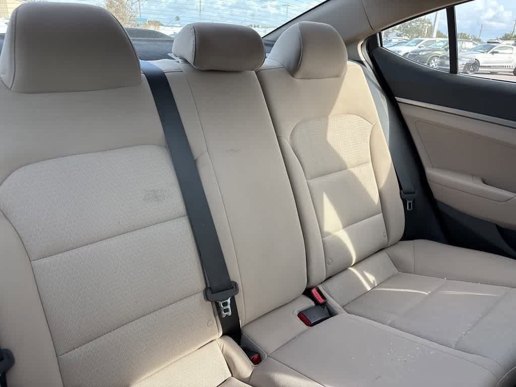 Thumbnail: 2018 Hyundai Elantra - 9