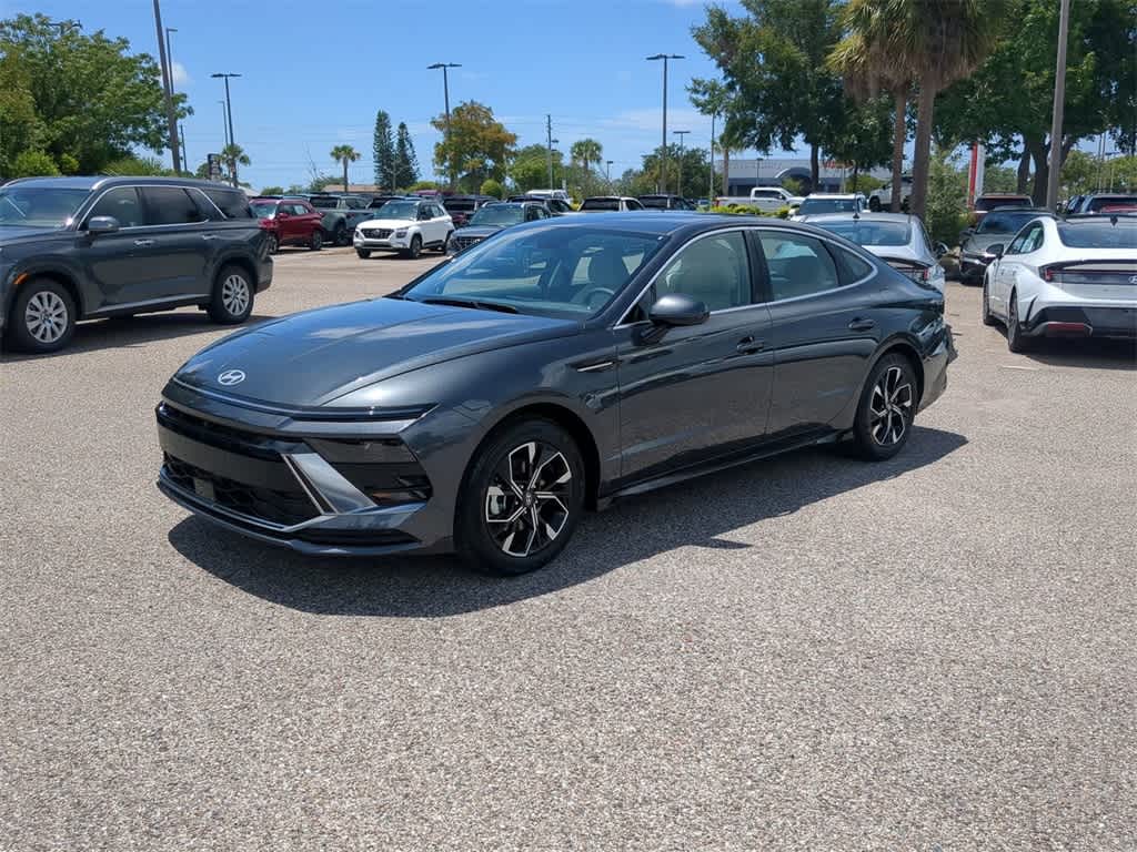 Thumbnail: 2025 Hyundai Sonata - 1