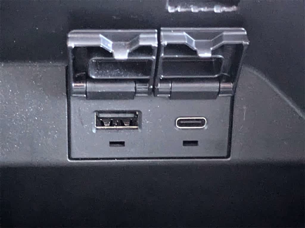 Thumbnail: 2023 Toyota Camry - 26