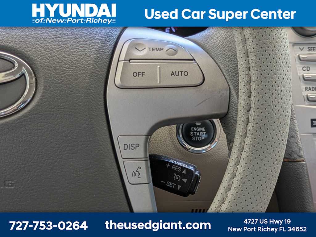 Thumbnail: 2011 Toyota Camry - 30