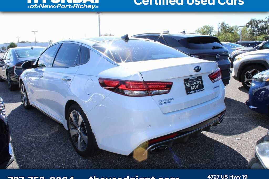 Thumbnail: 2016 Kia Optima - 2
