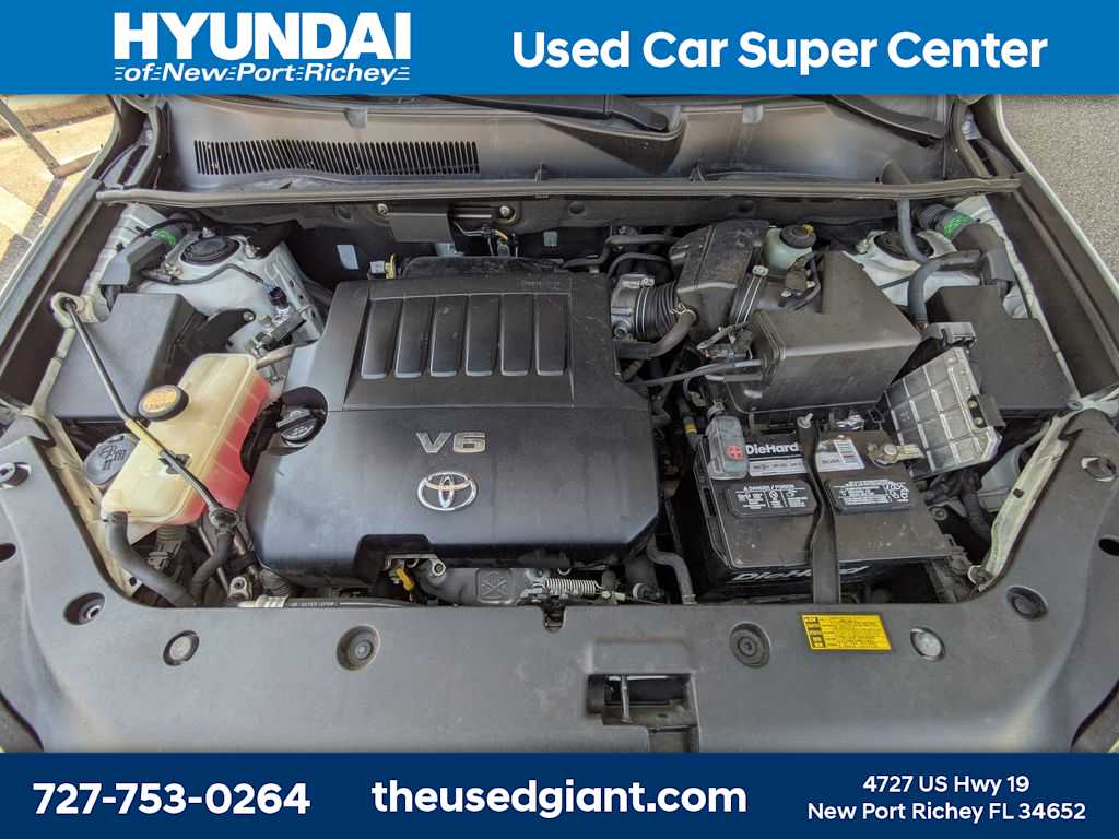 Thumbnail: 2010 Toyota RAV4 - 16