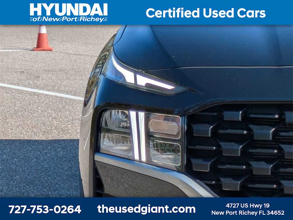 Thumbnail: 2023 Hyundai Santa Fe - 9