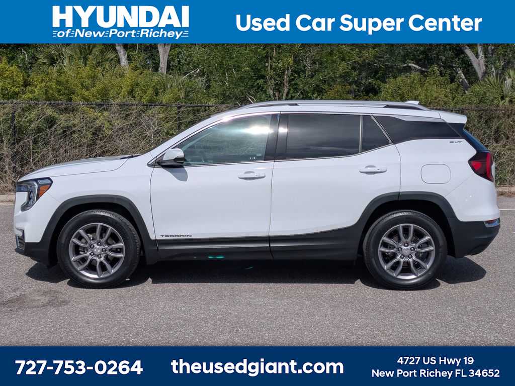 Thumbnail: 2022 GMC Terrain - 2