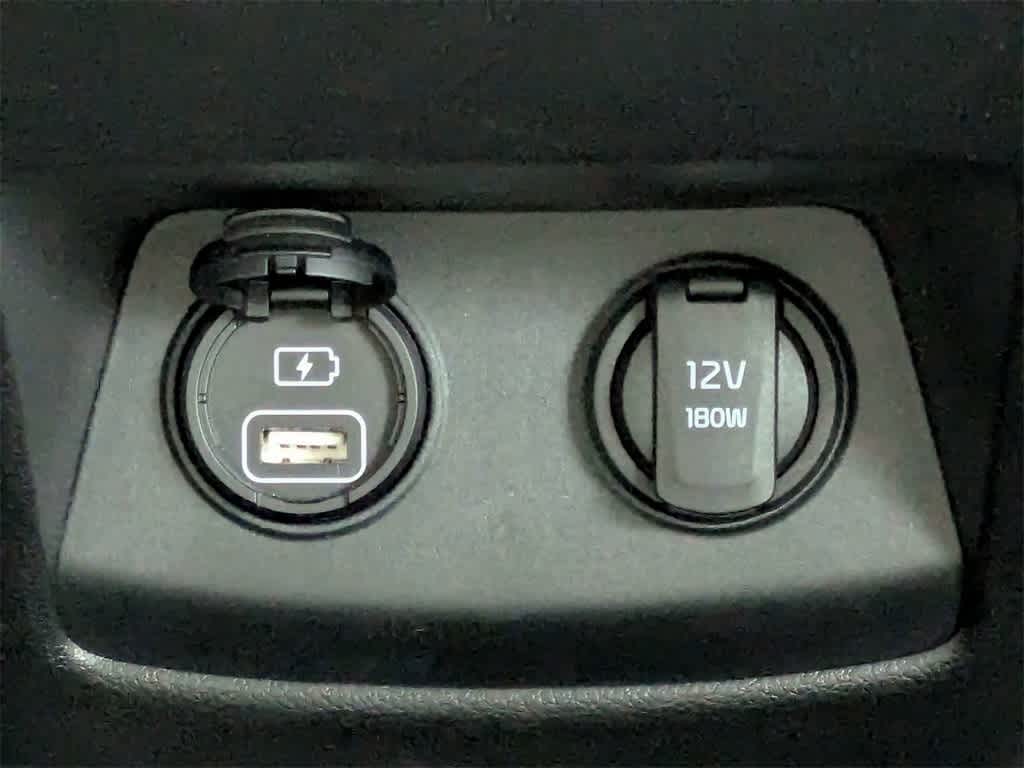 Thumbnail: 2022 Kia Sportage - 18