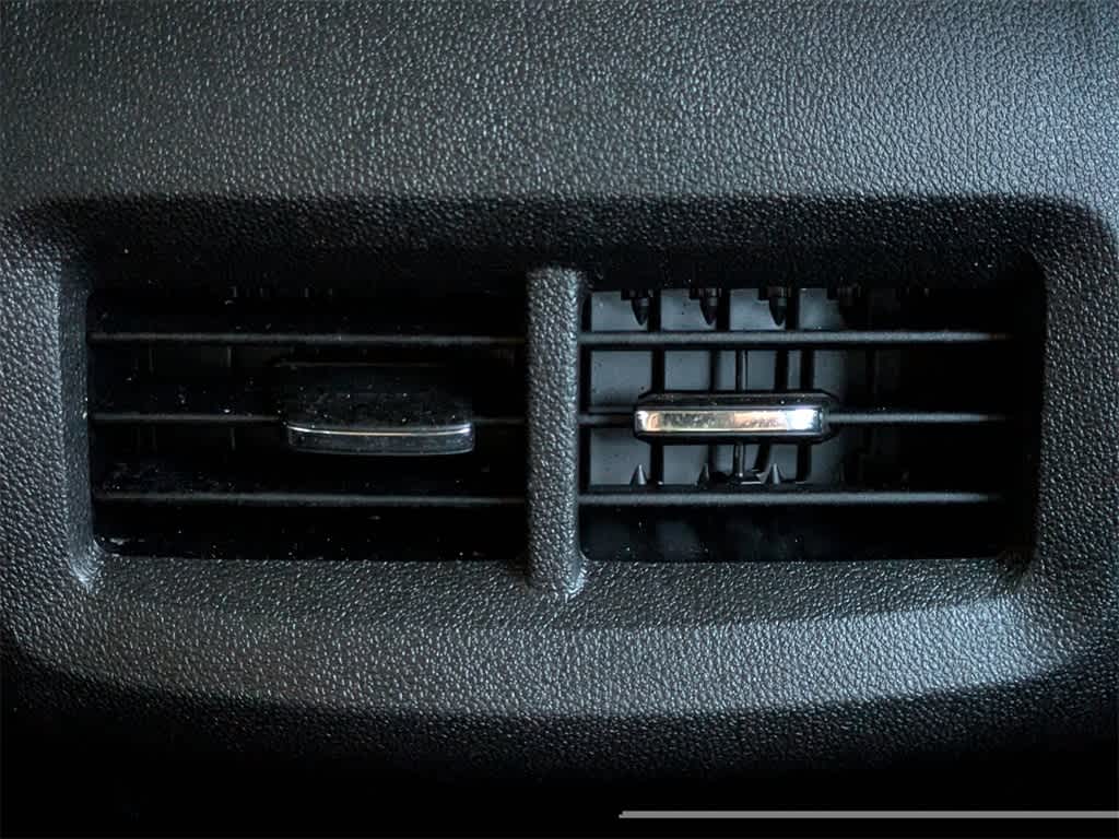 Thumbnail: 2021 Chevrolet Equinox - 16