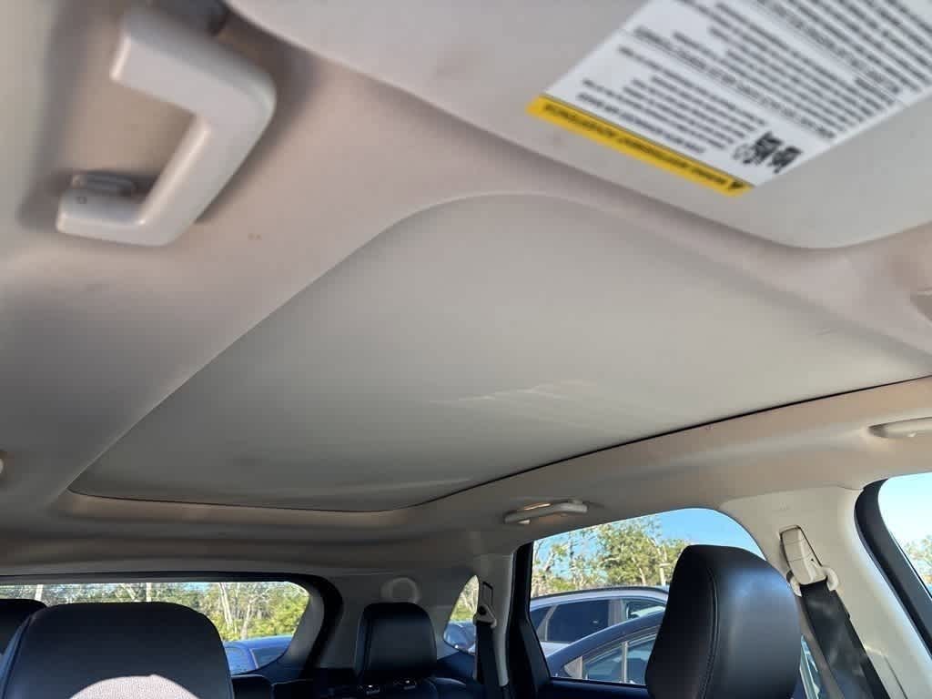 Thumbnail: 2020 Ford Edge - 9