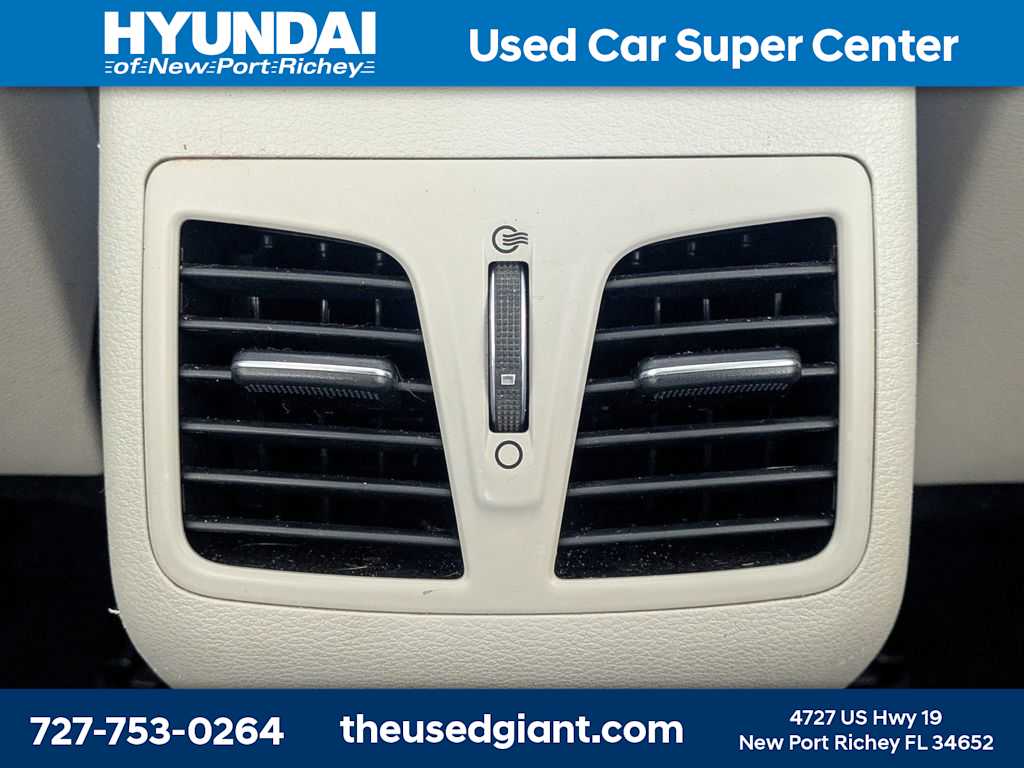 Thumbnail: 2015 Hyundai Sonata - 16