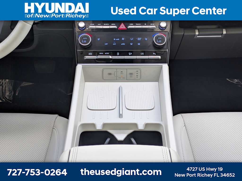 Thumbnail: 2025 Hyundai Santa Fe - 24