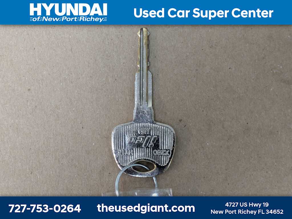 Thumbnail: 2010 Hyundai Santa Fe - 36
