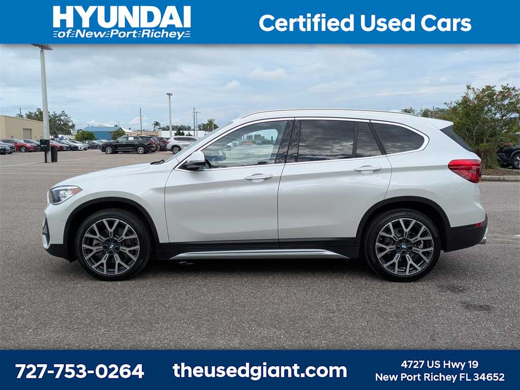 Thumbnail: 2022 BMW X1 - 2