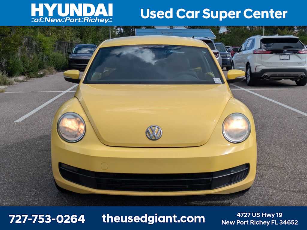 Thumbnail: 2012 Volkswagen Beetle - 8