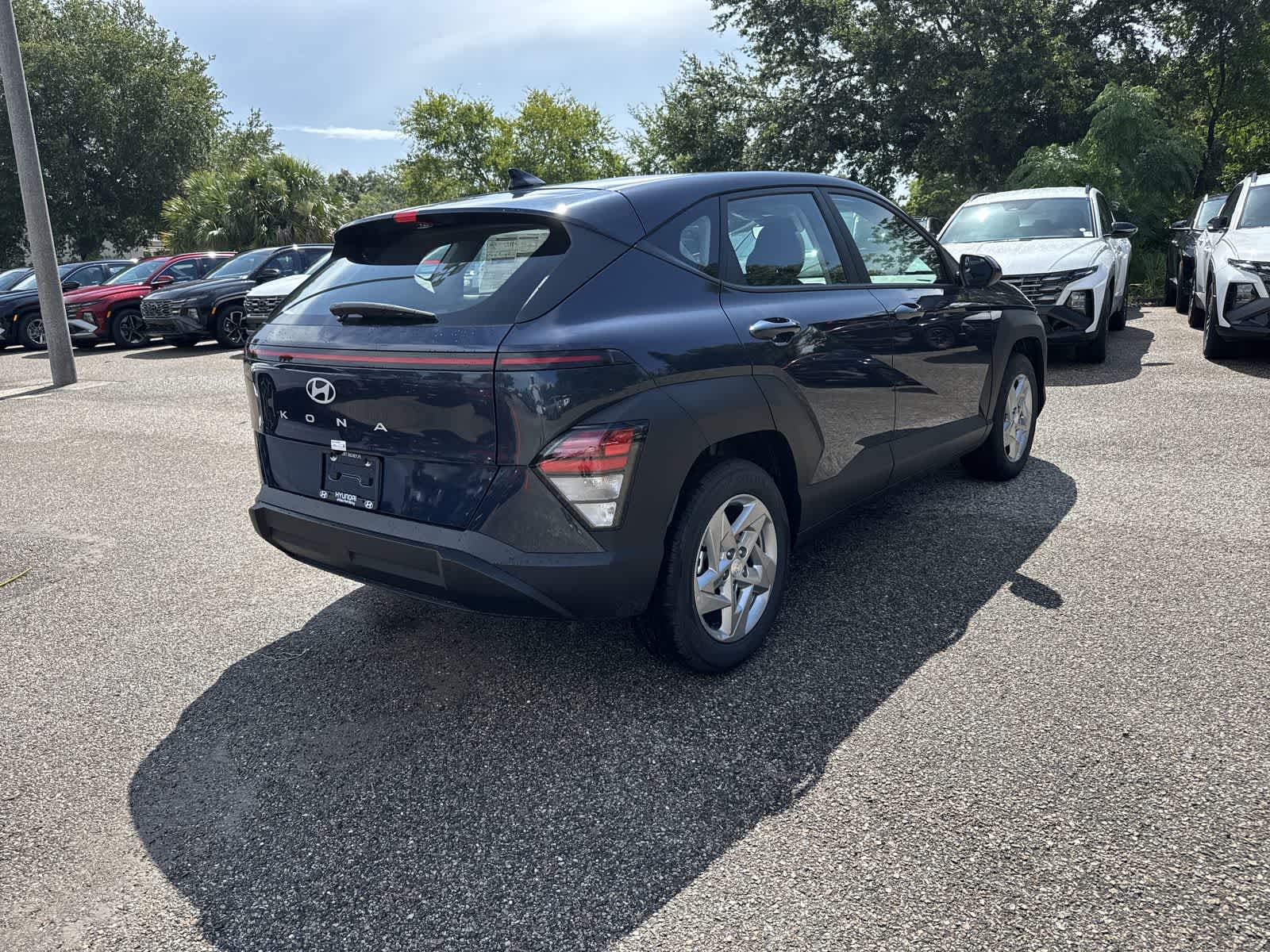 2025 Hyundai Kona SE 6
