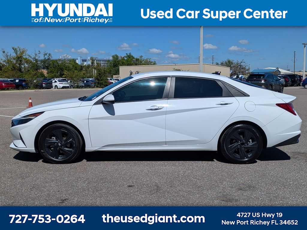 Thumbnail: 2023 Hyundai Elantra - 2