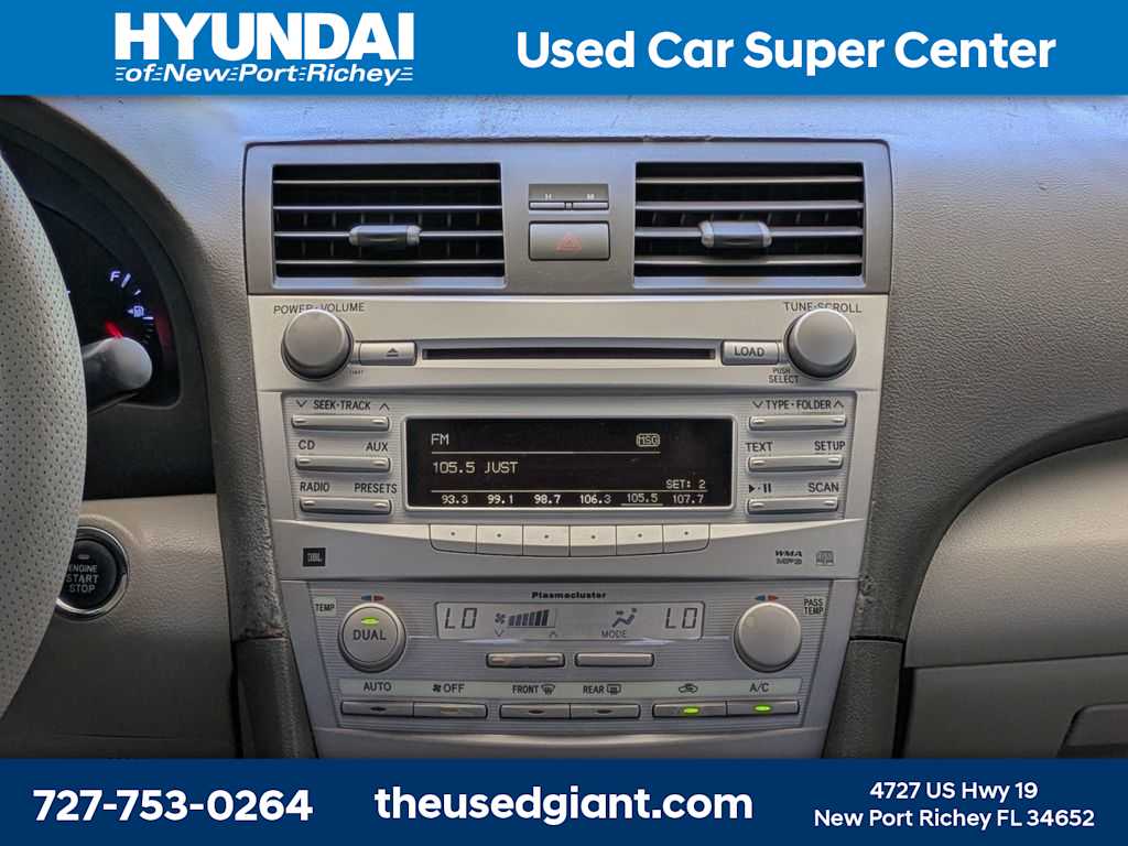 Thumbnail: 2011 Toyota Camry - 19