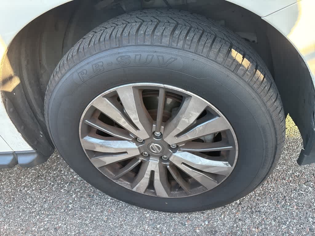 Thumbnail: 2018 Nissan Pathfinder - 6