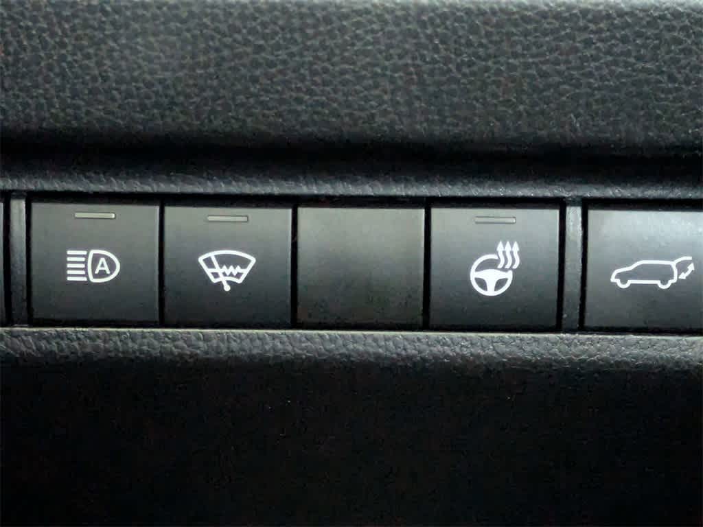 Thumbnail: 2022 Toyota RAV4 - 34