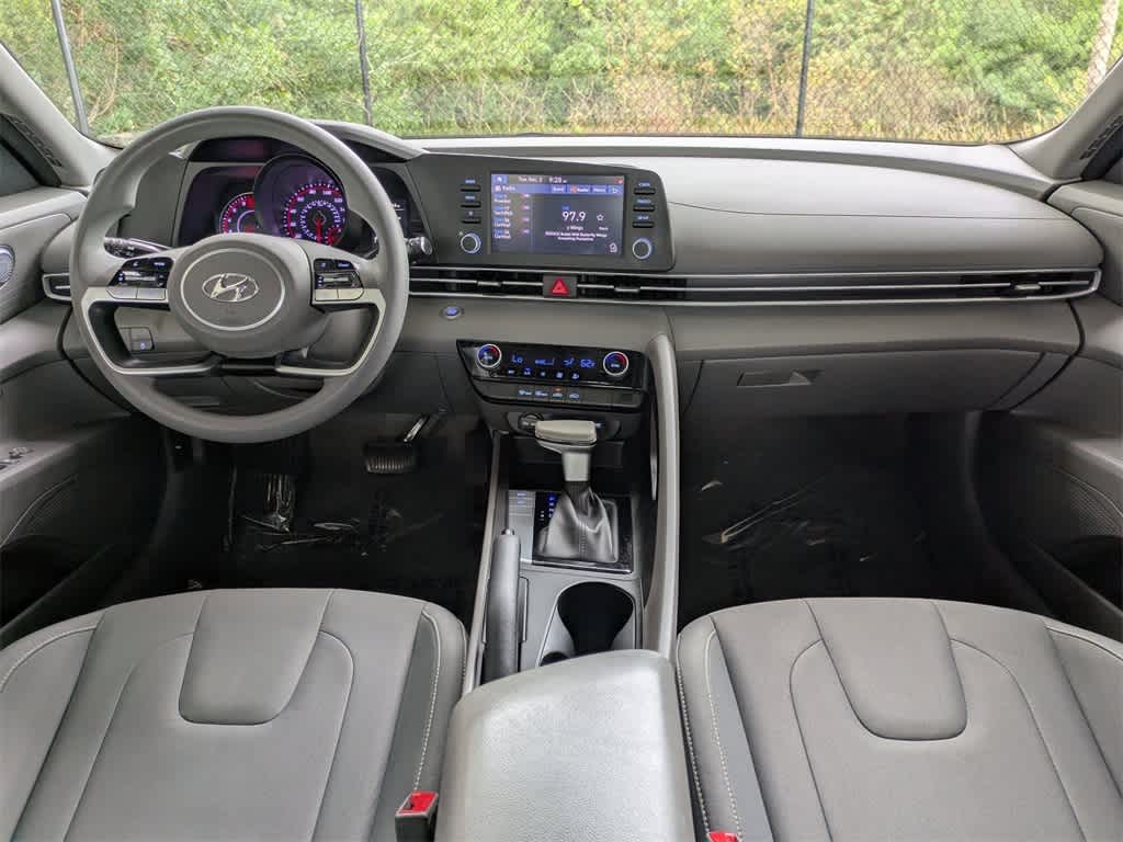 Thumbnail: 2023 Hyundai Elantra - 14