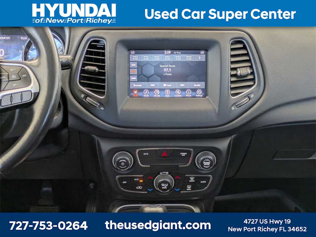 Thumbnail: 2021 Jeep Compass - 22