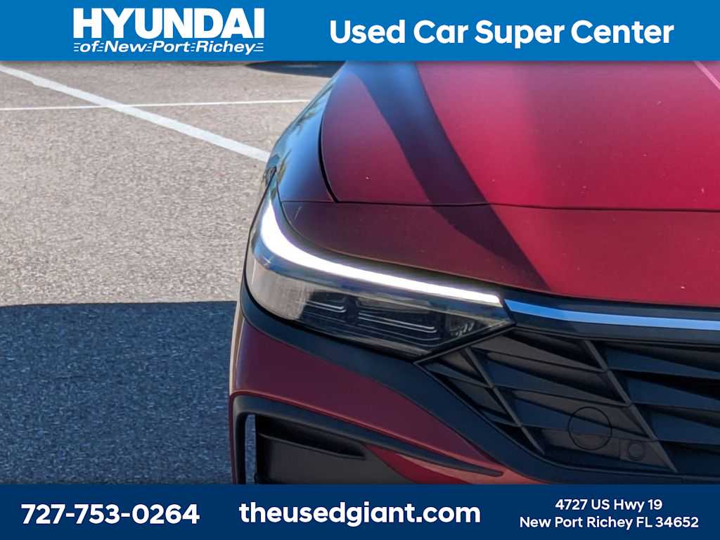 Thumbnail: 2025 Hyundai Elantra - 9