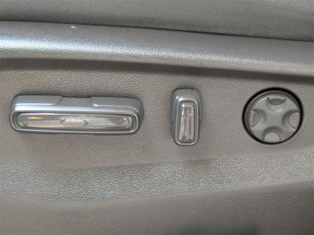 Thumbnail: 2018 Honda Odyssey - 24