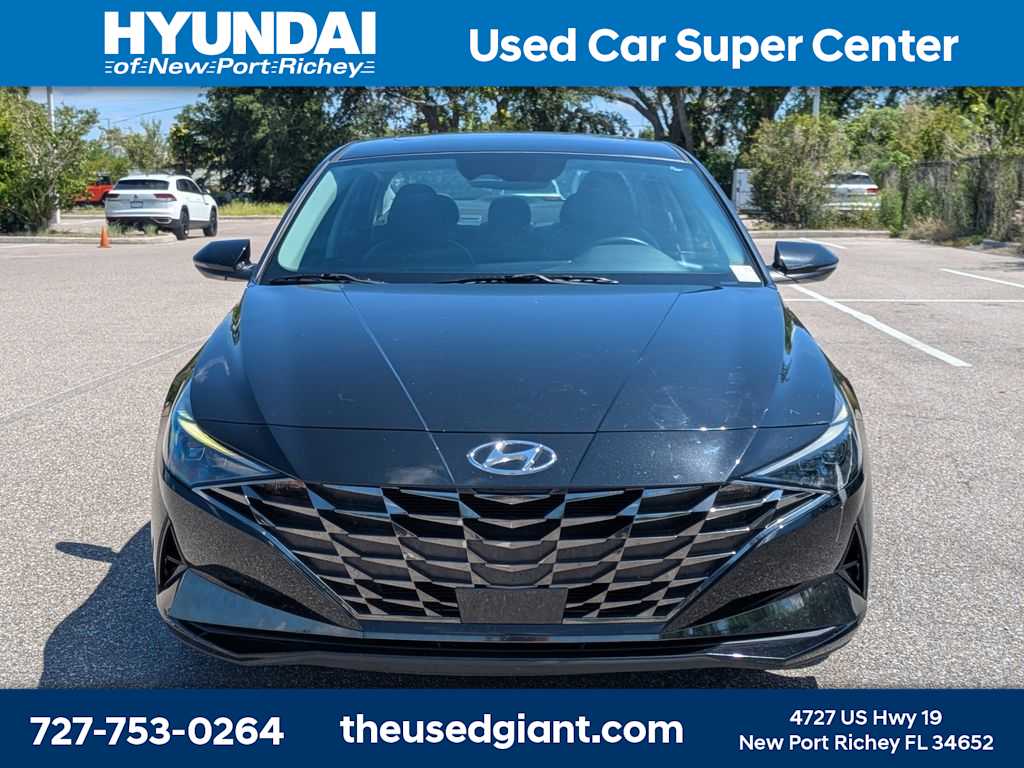 Thumbnail: 2023 Hyundai Elantra - 8