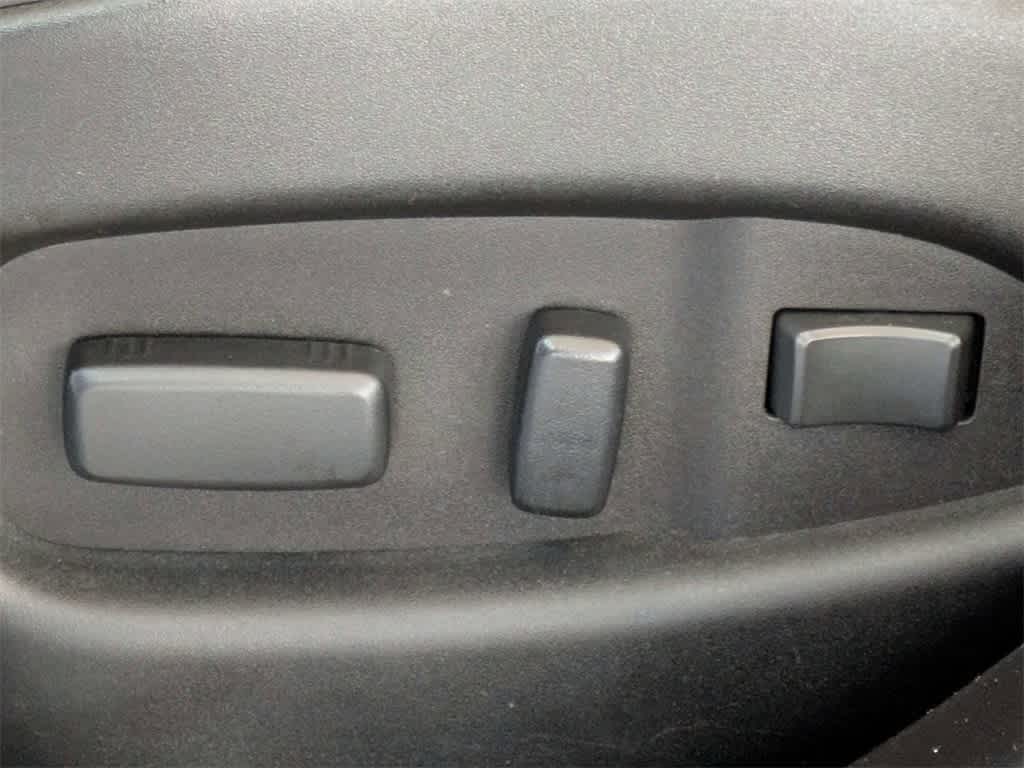 Thumbnail: 2015 Cadillac SRX - 23