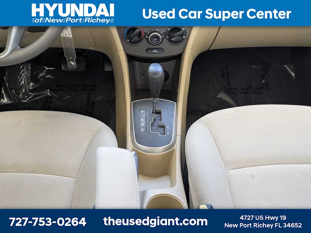Thumbnail: 2014 Hyundai Accent - 18