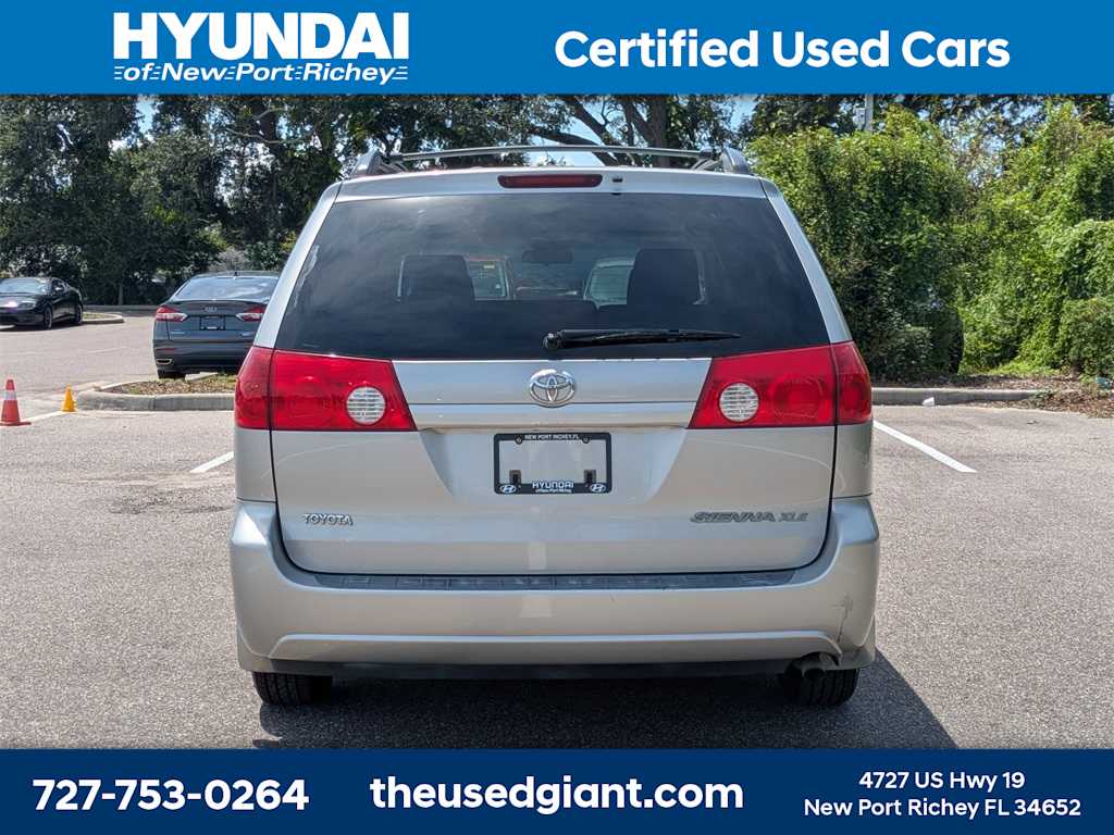 Thumbnail: 2006 Toyota Sienna - 4