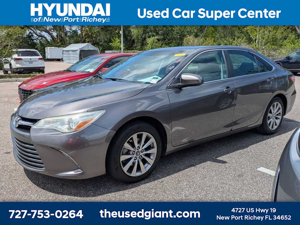 2016 Toyota Camry 2.5 Auto XLE's photo