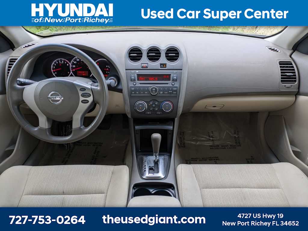 Thumbnail: 2011 Nissan Altima - 15