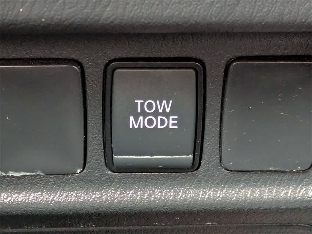 Thumbnail: 2018 Nissan Pathfinder - 29