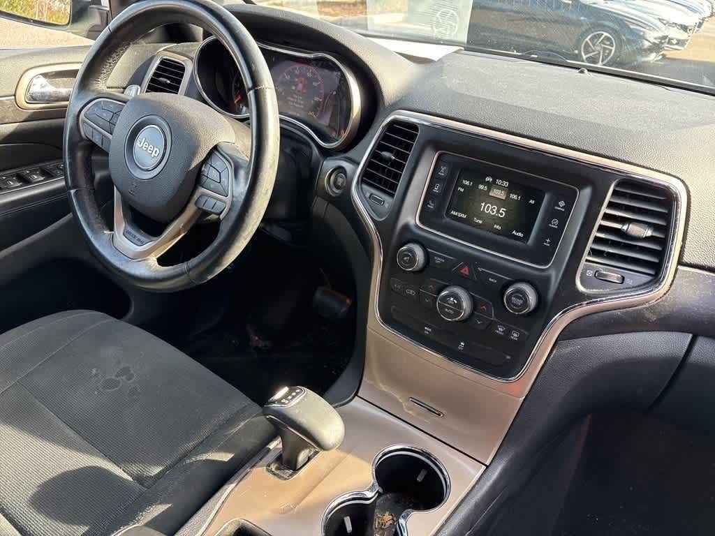 Thumbnail: 2015 Jeep Grand Cherokee - 7