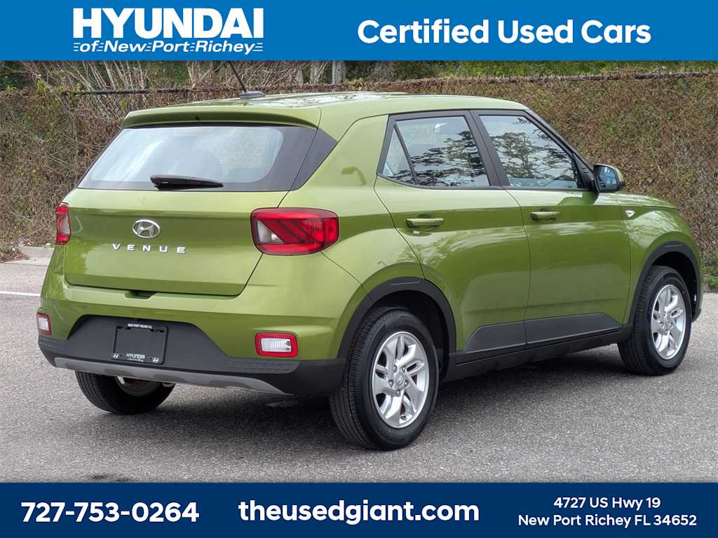 Thumbnail: 2023 Hyundai Venue - 5