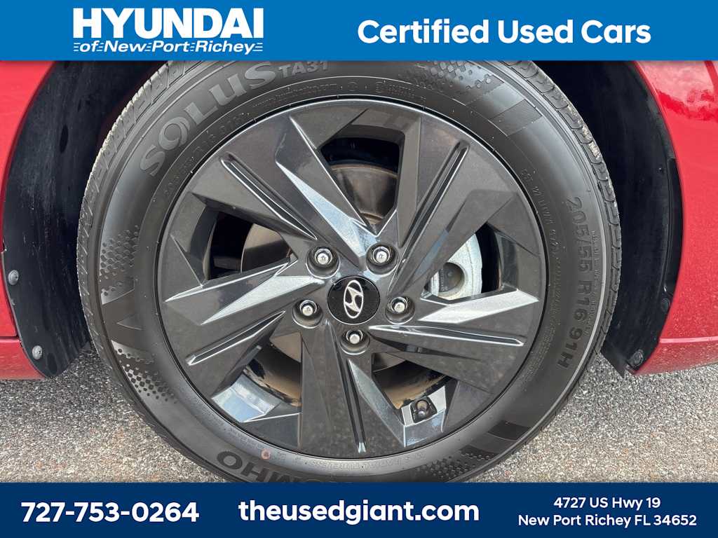 2023 Hyundai Elantra SEL 9