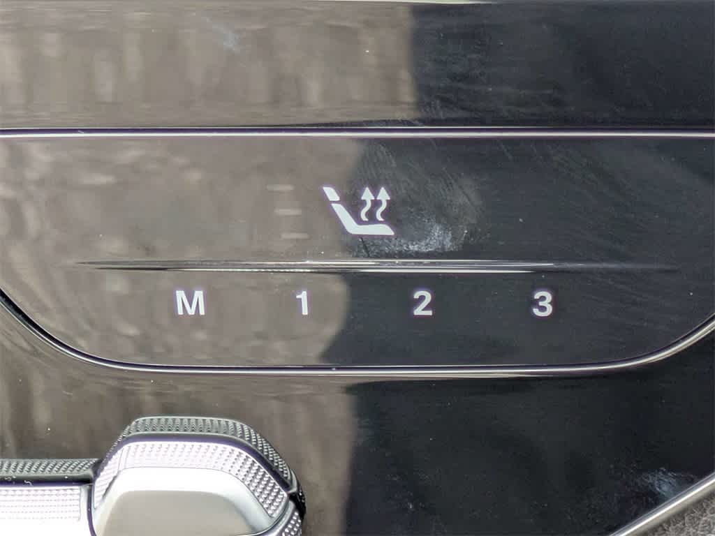 Thumbnail: 2022 Mercedes-Benz C-Class - 21