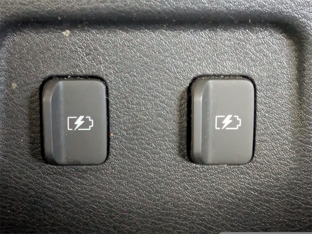 Thumbnail: 2021 Nissan Kicks - 15