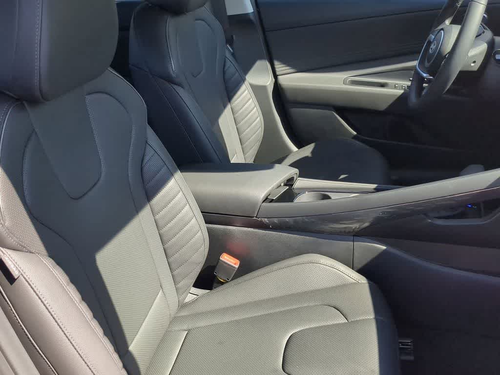 Thumbnail: 2026 Hyundai Elantra - 23