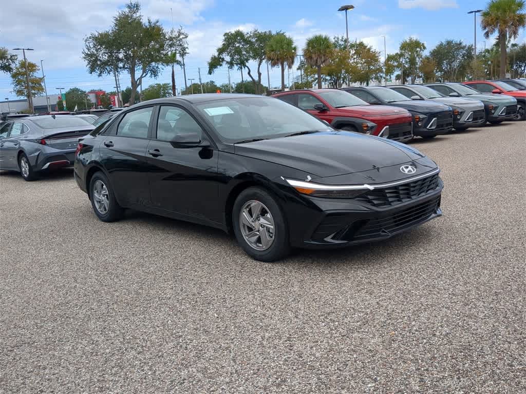 Thumbnail: 2025 Hyundai Elantra - 8