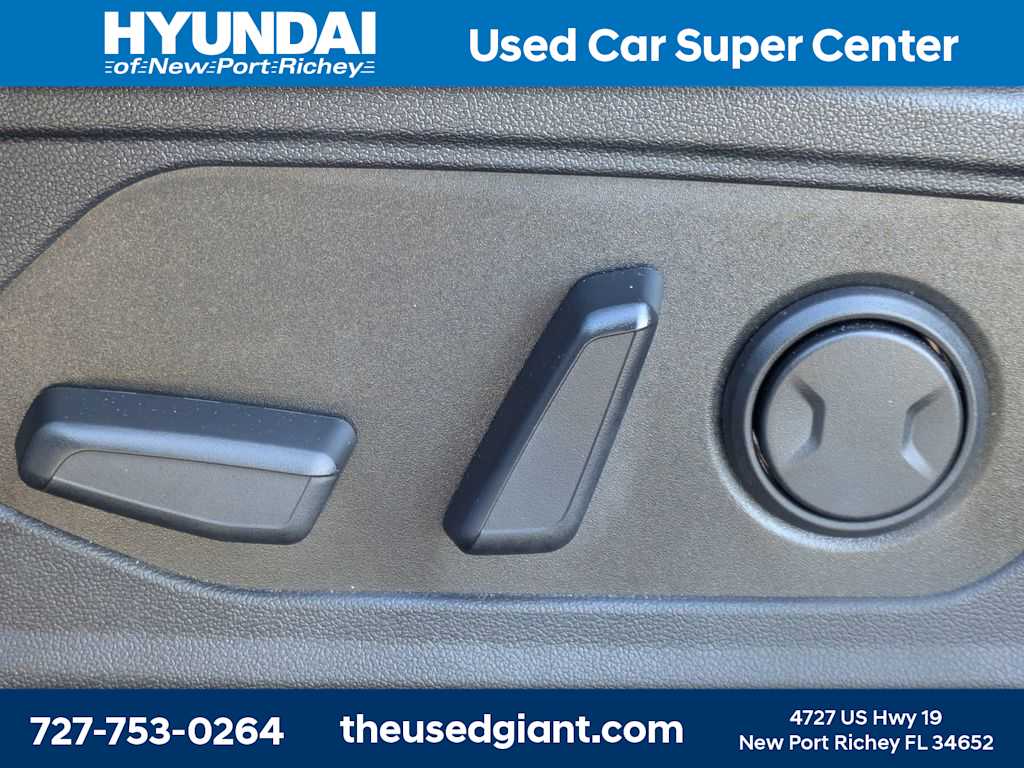Thumbnail: 2024 Hyundai Elantra - 21